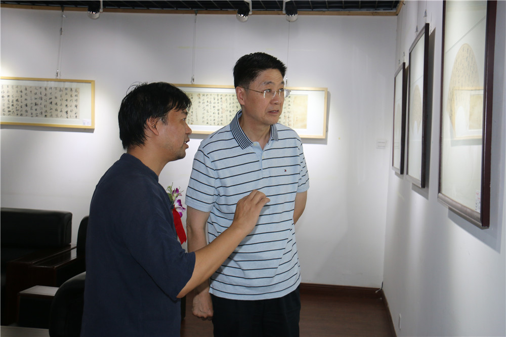 “落纸云烟”一一2018谢扬科书法艺术展在北京隆重举行