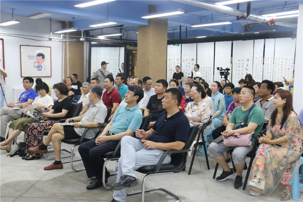 庆八一·胡乐平师生作品展在北京市八一学校开物苑隆重开幕